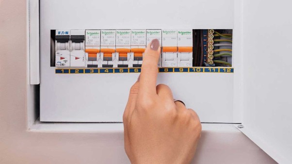 علت پریدن فیوز برق ساختمان