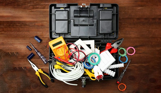 ابزار کار با برق