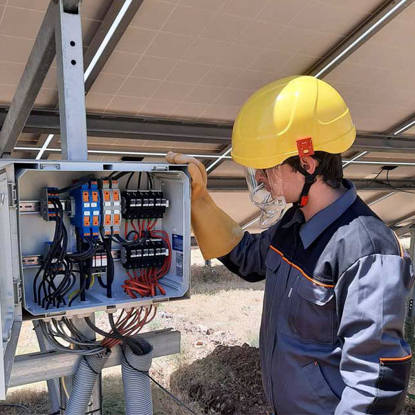 تجهیزات ایمنی برق